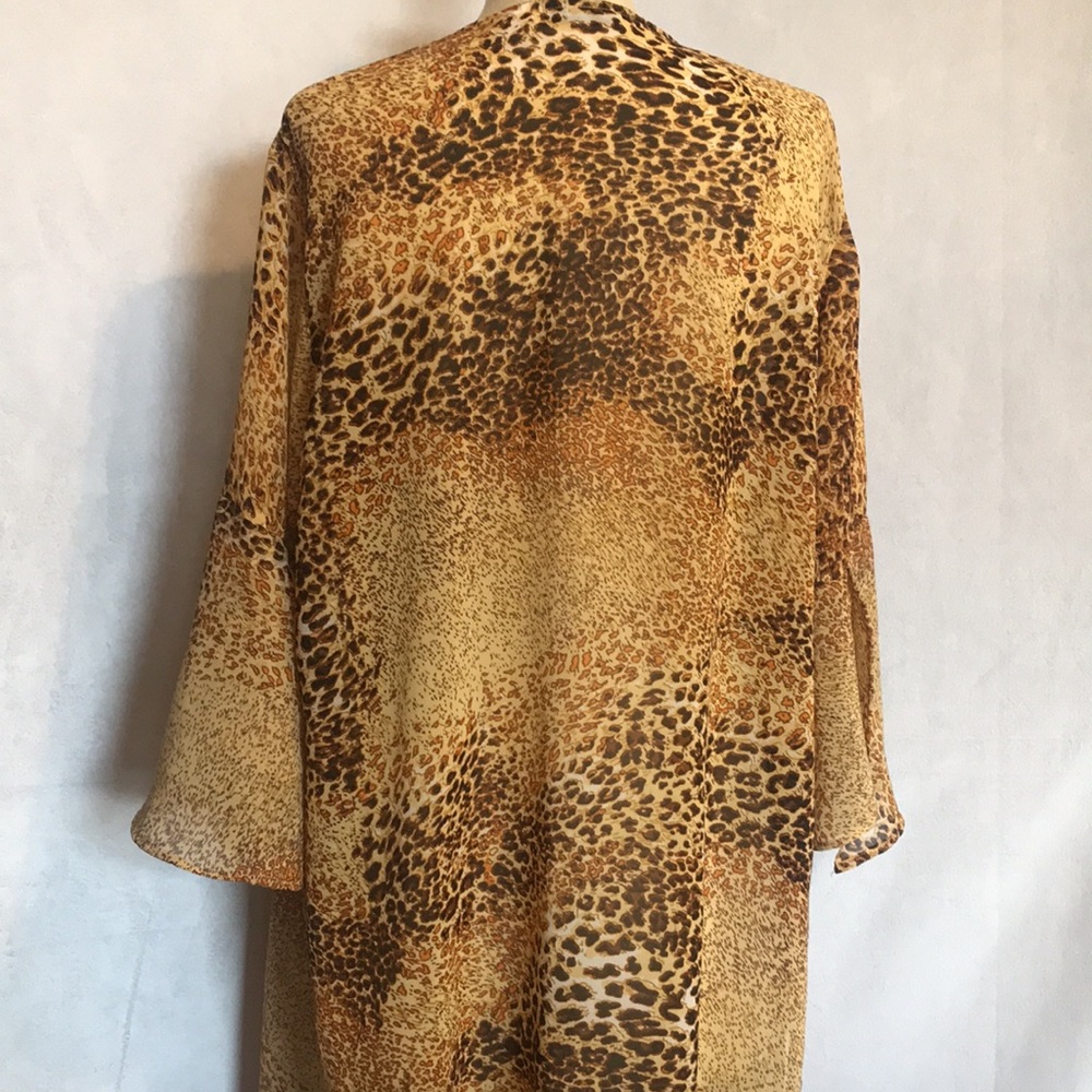 Cheetah Print Duster (Button Front) - image 6